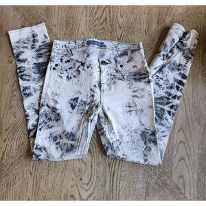 Rock & Republic jeans marbled style is Berlin size 8 womens